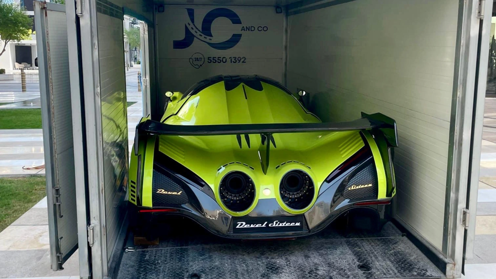 Covered Tow Truck Service Qatar